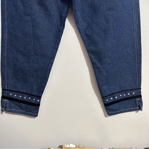 Liz Claiborne velvet group capri jeans with rhinestones and velvet size 16 NWT - Picture 8 of 9